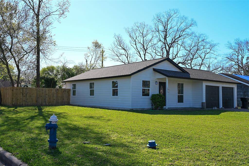 Corner lot
