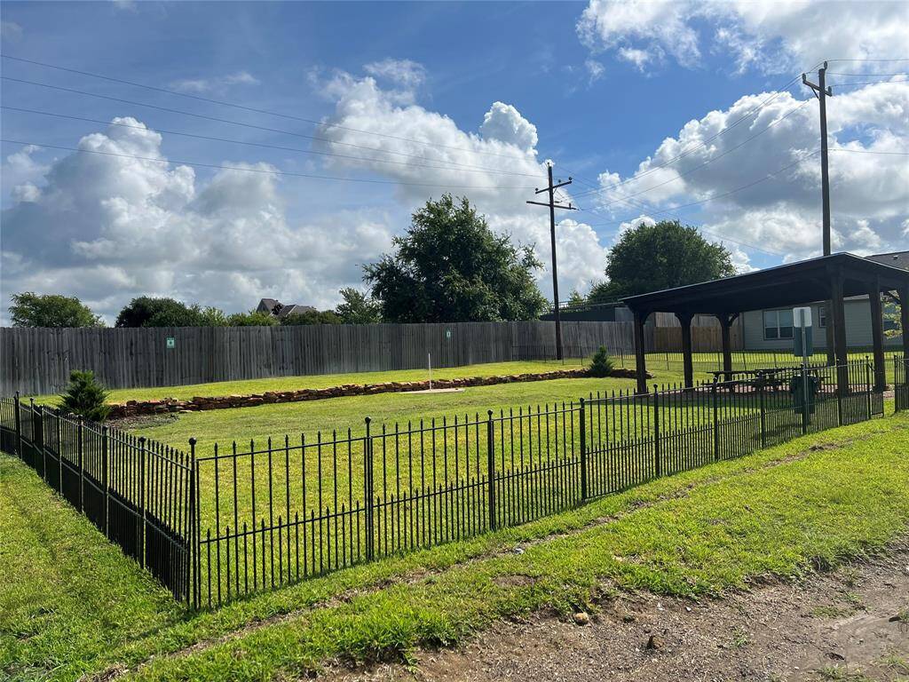 Yes!! A dog park