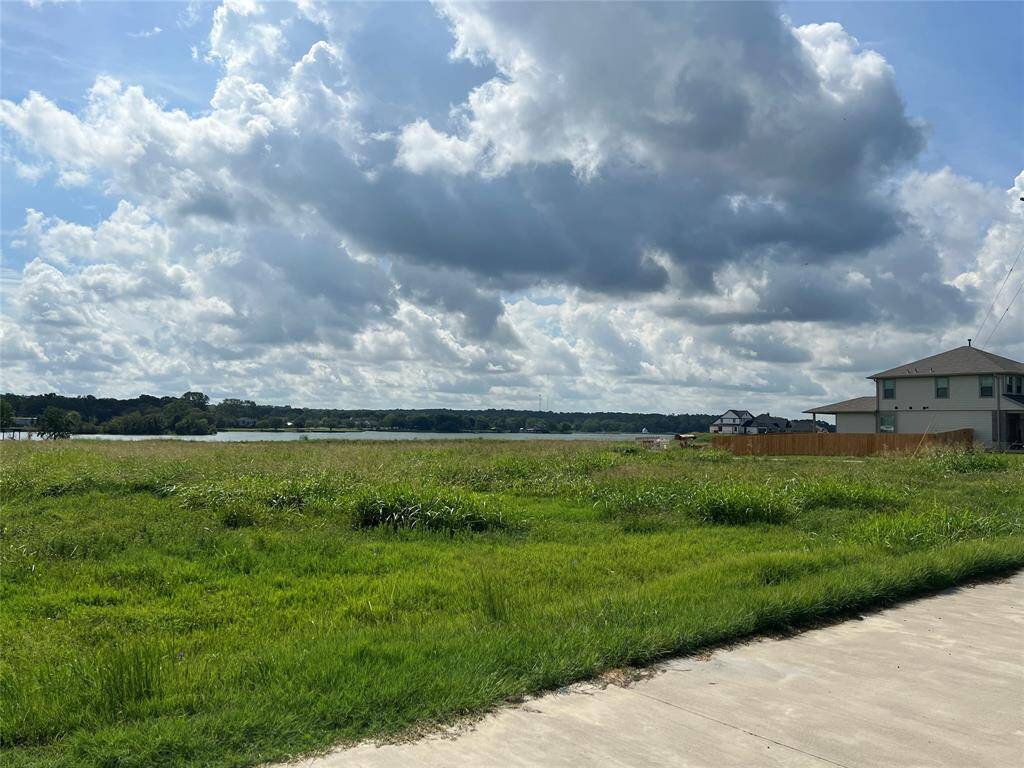 Lake view from your neighborhood