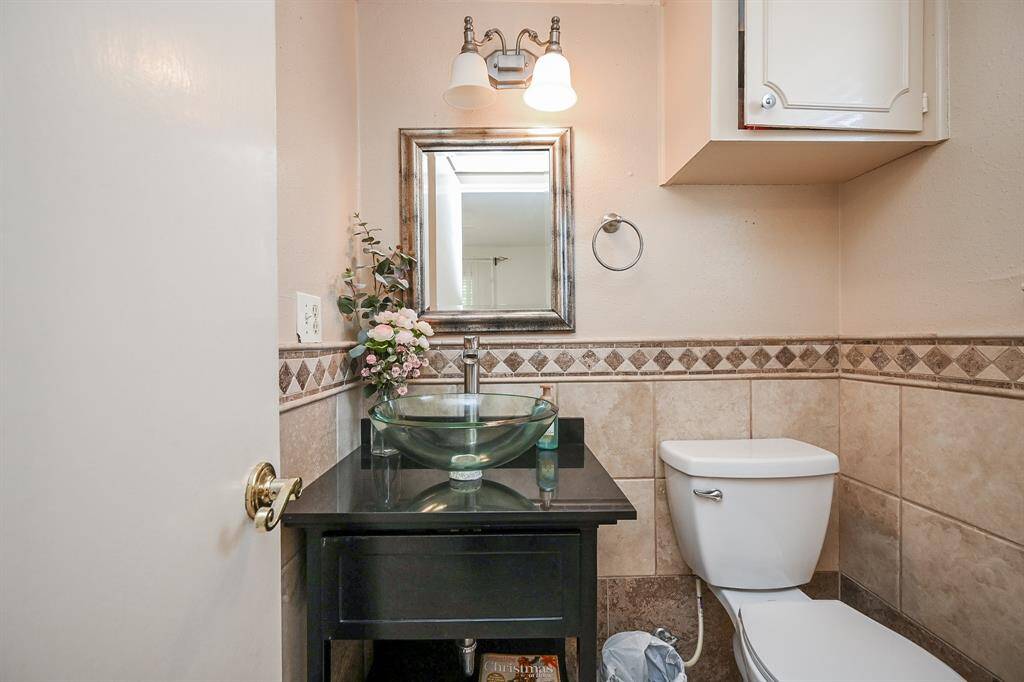 1/2 bath attached to  Primary Bedroom