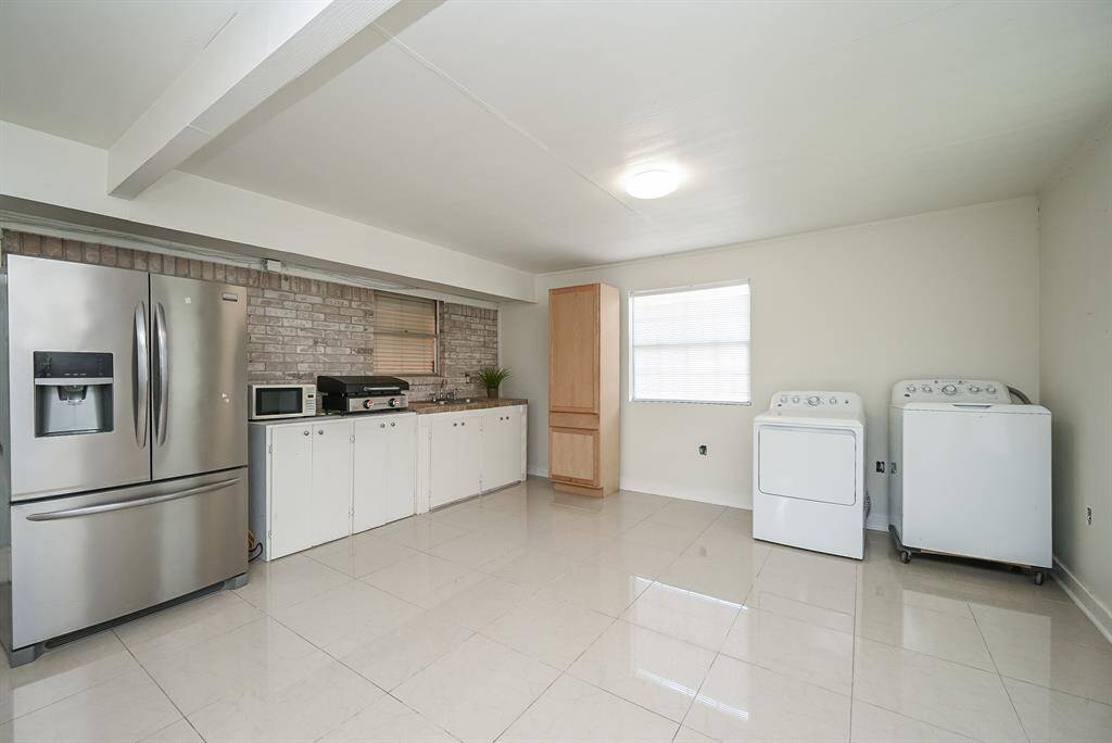 Large Extra Room