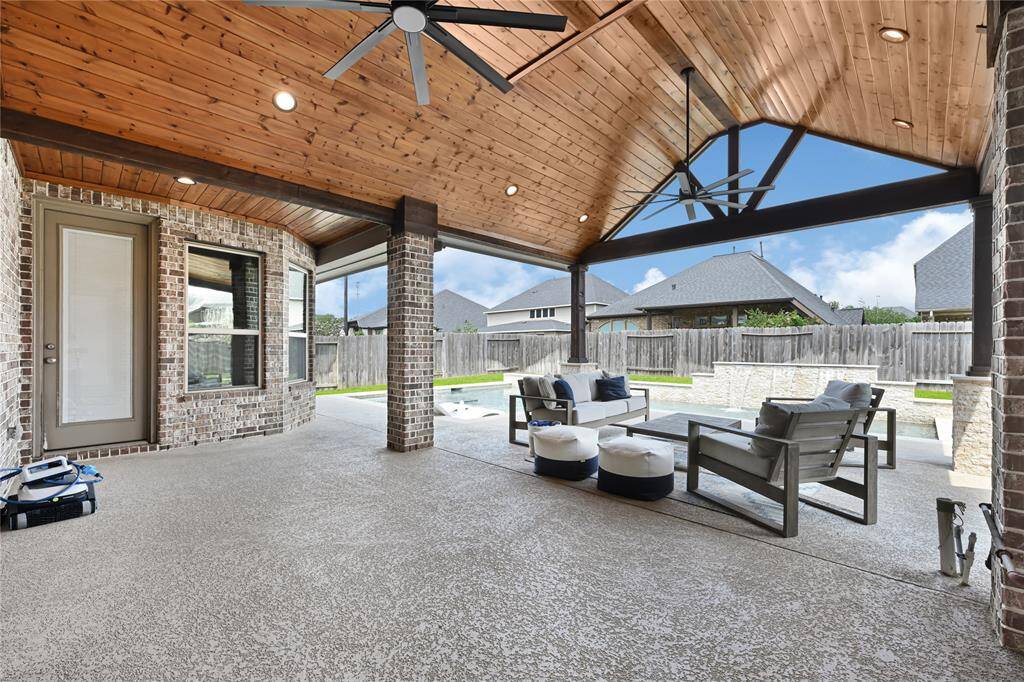 Backyard Oasis that's great for entertaining