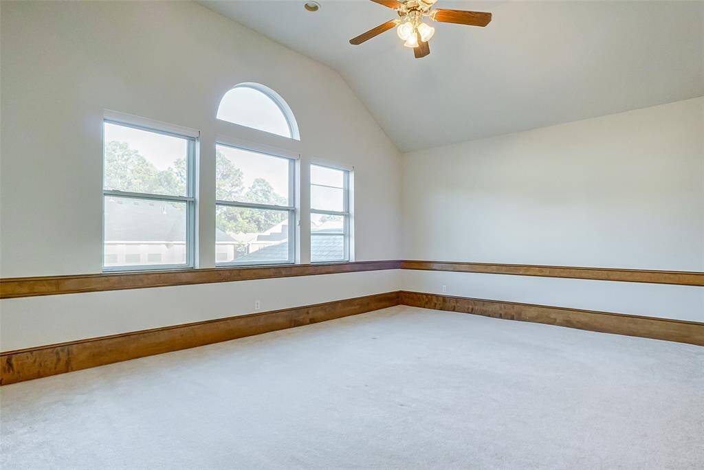TV/Library room on the 2nd floor