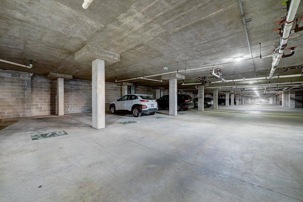 Parking garage! - The unit parking spot is #340
