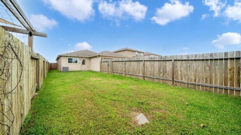Large backyard for privacy!