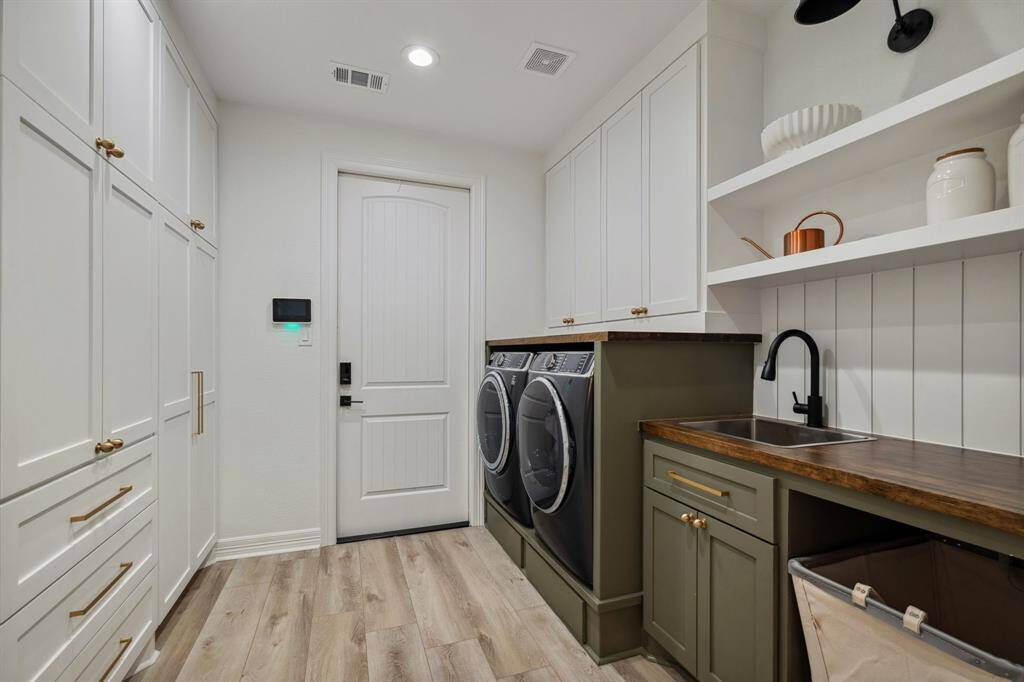 Laundry room
