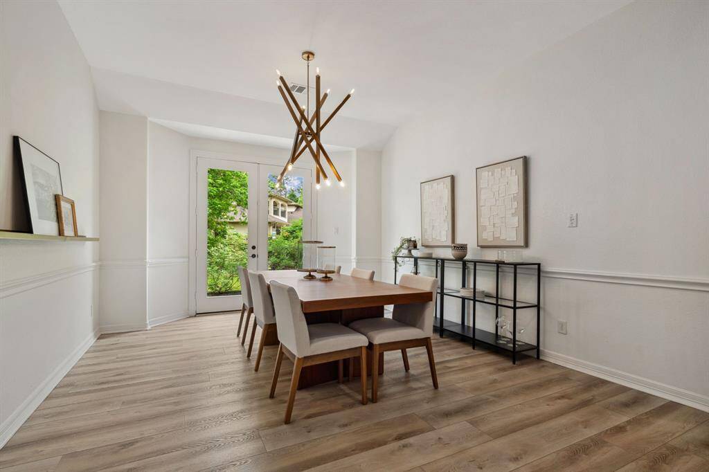 Formal dining