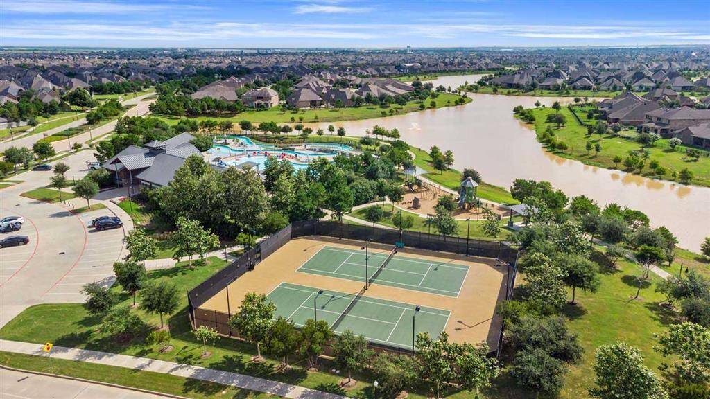 community amenity photos