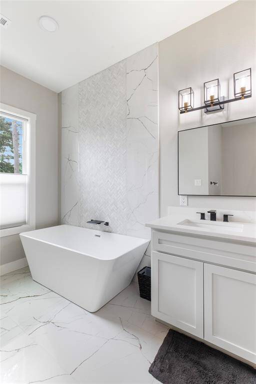 Primary bath