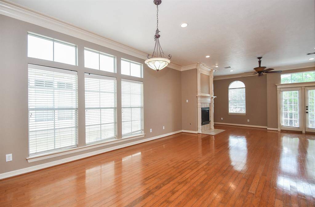 This is the view from the probable dining area, as it seamlessly blends into the huge living space.