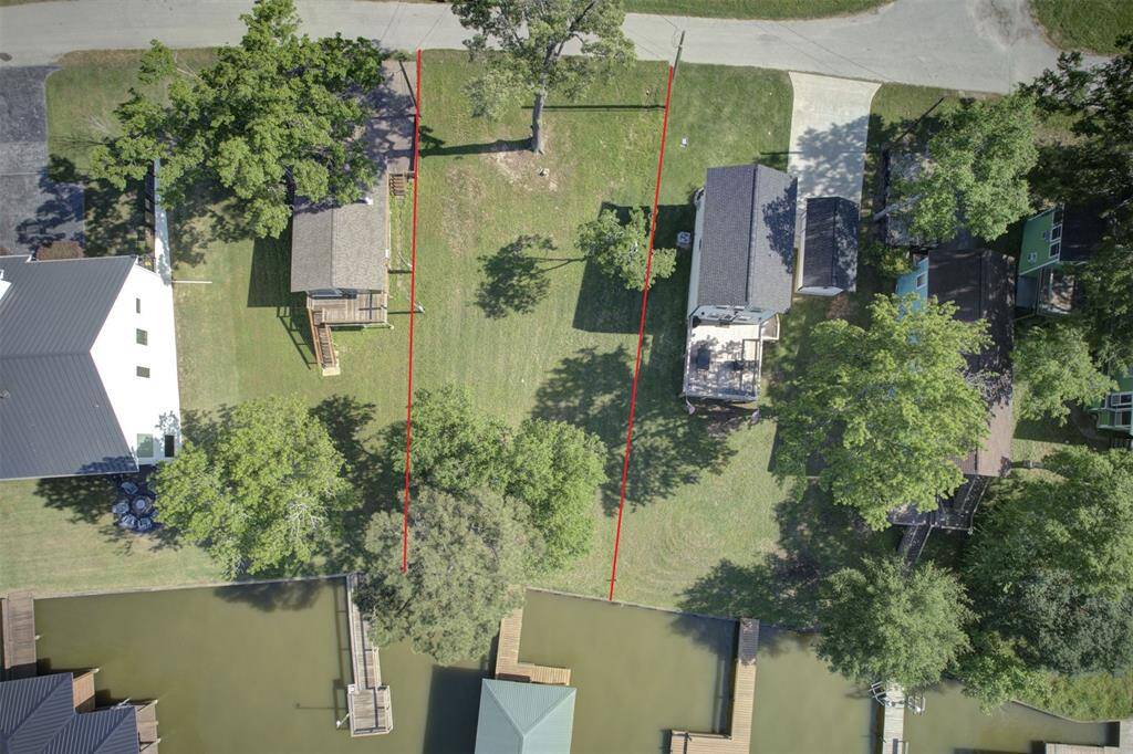 Boundary lines are approximate; Buyer to verify