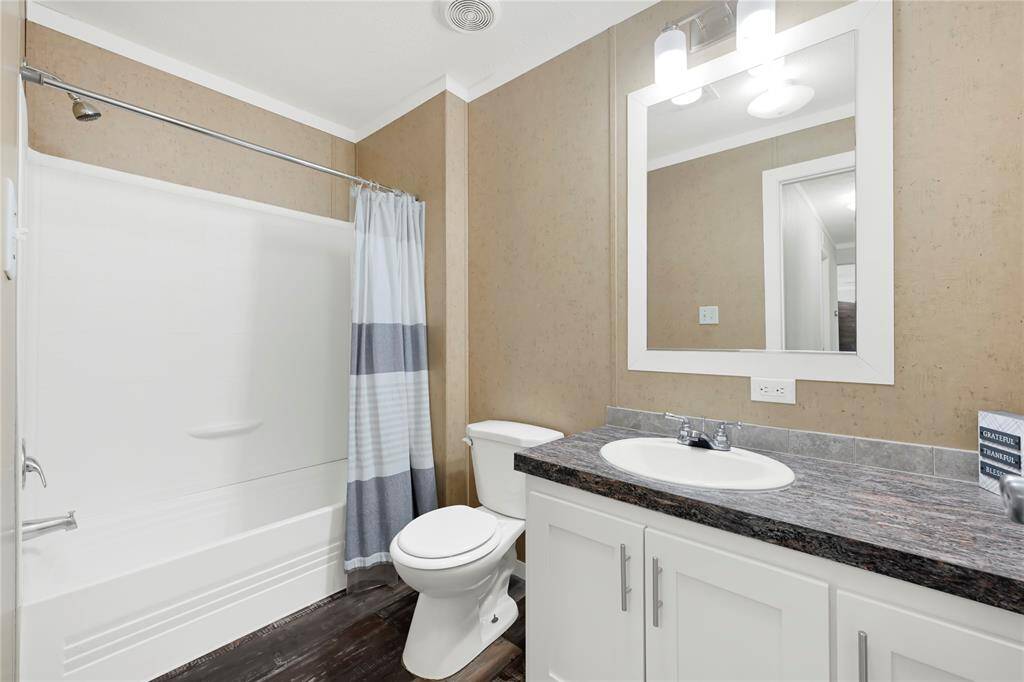 Full bathroom