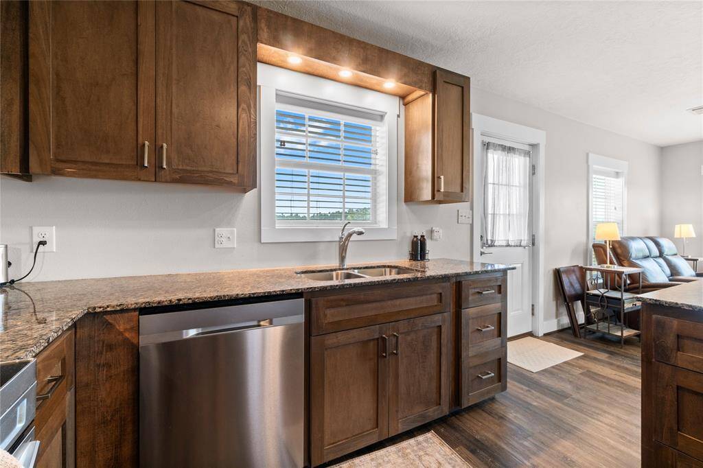 Guest House-Kitchen 3