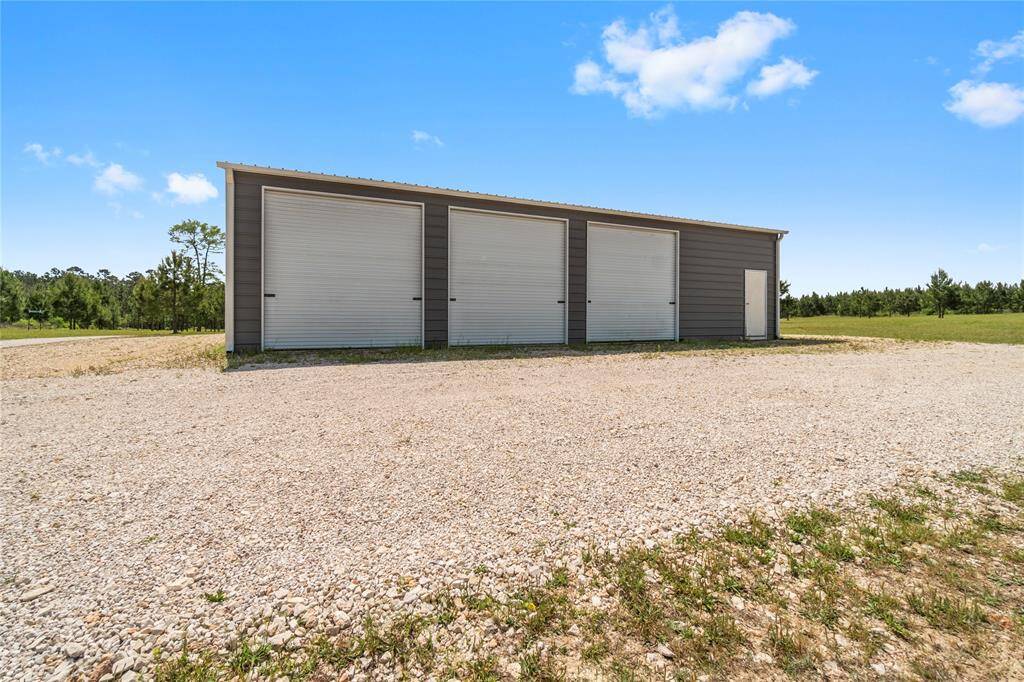 3 Bay Garage/Building