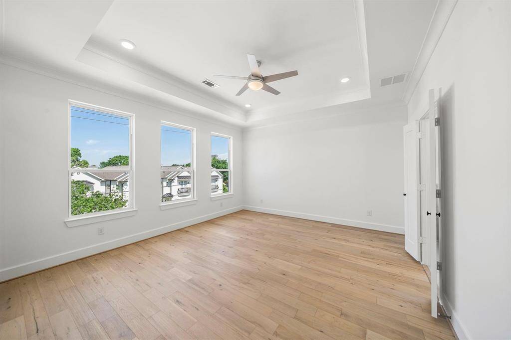 *photos are of a previous build w/similar floor plan and finishes.