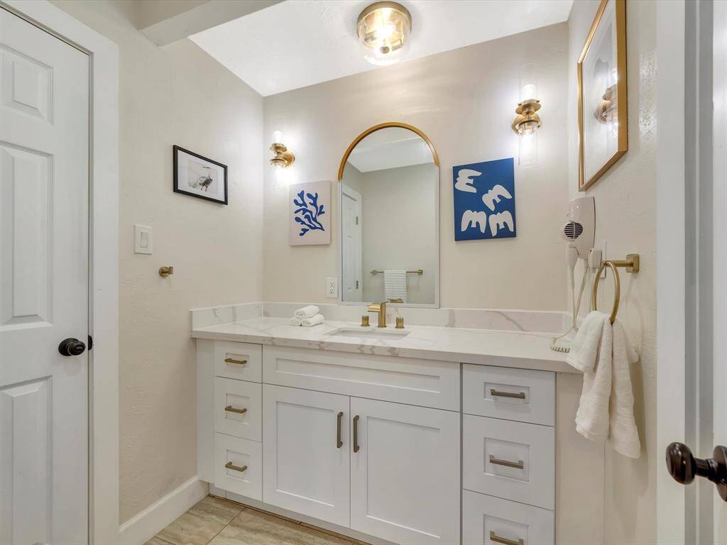 Guest bathroom