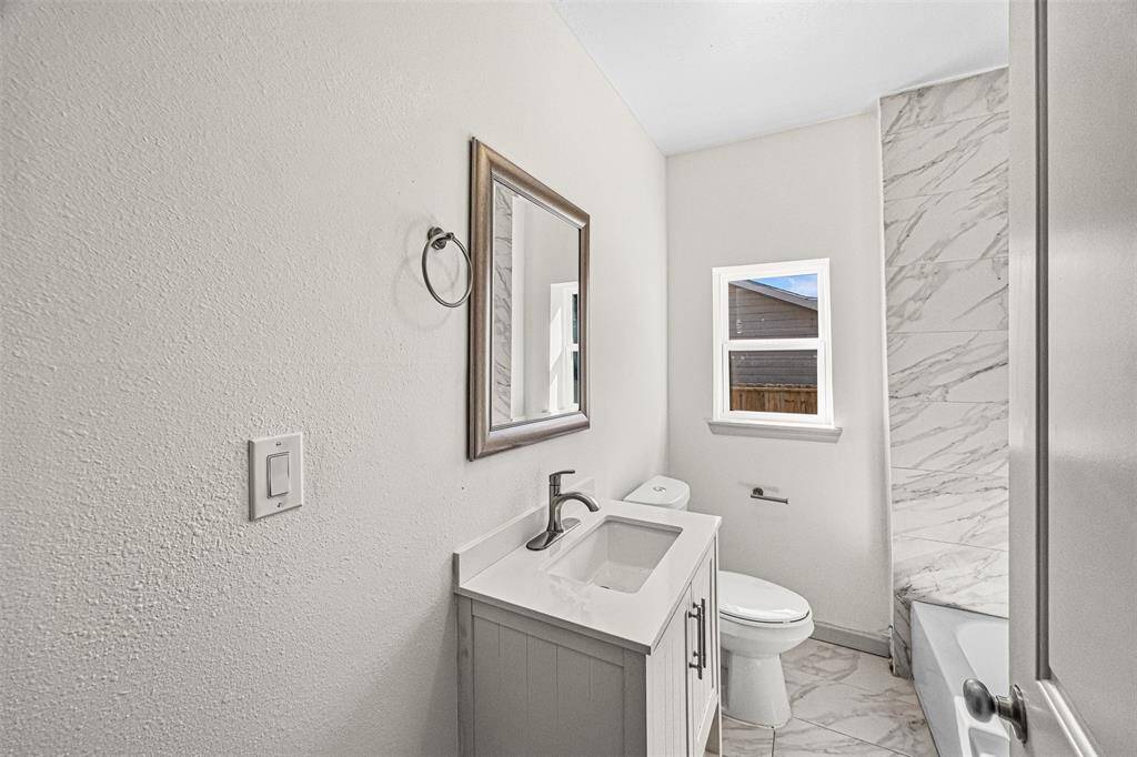 Bathroom- downstairs