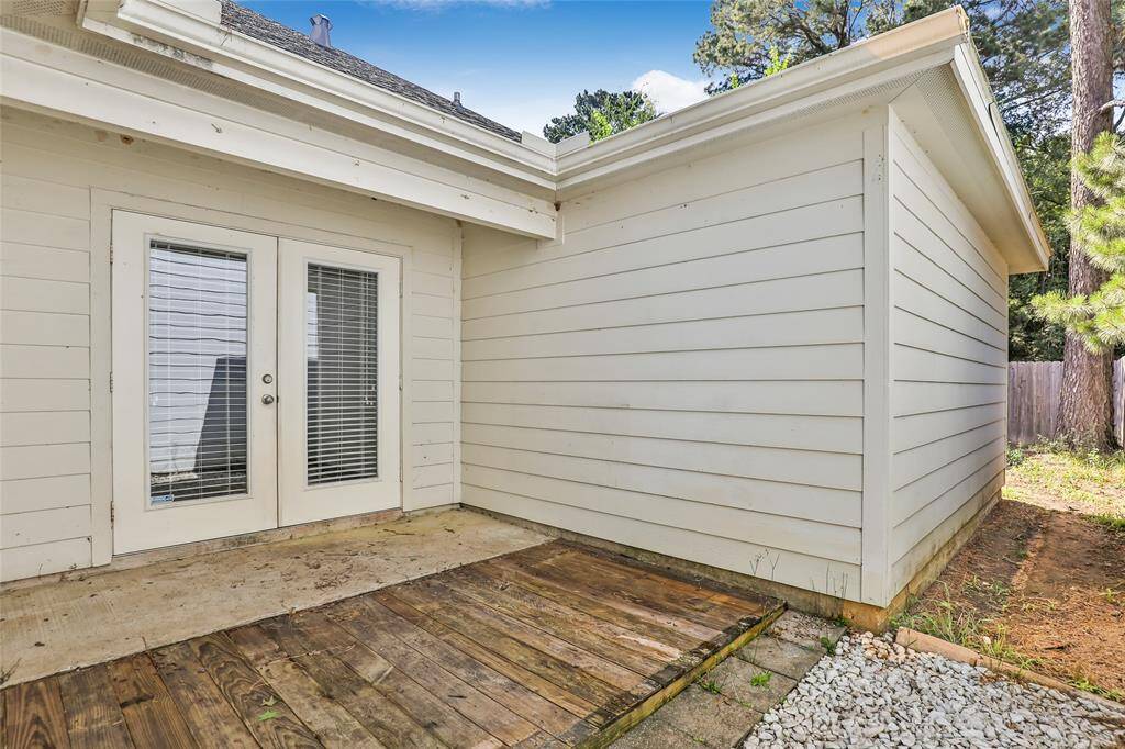 Side Patio