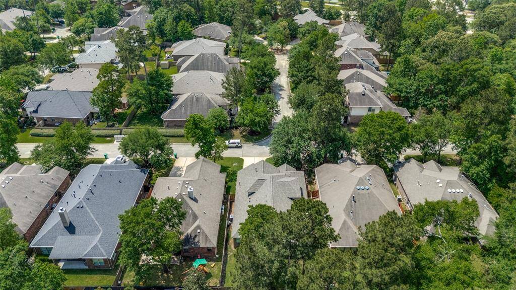 Aerial view facing Clearmont Place.