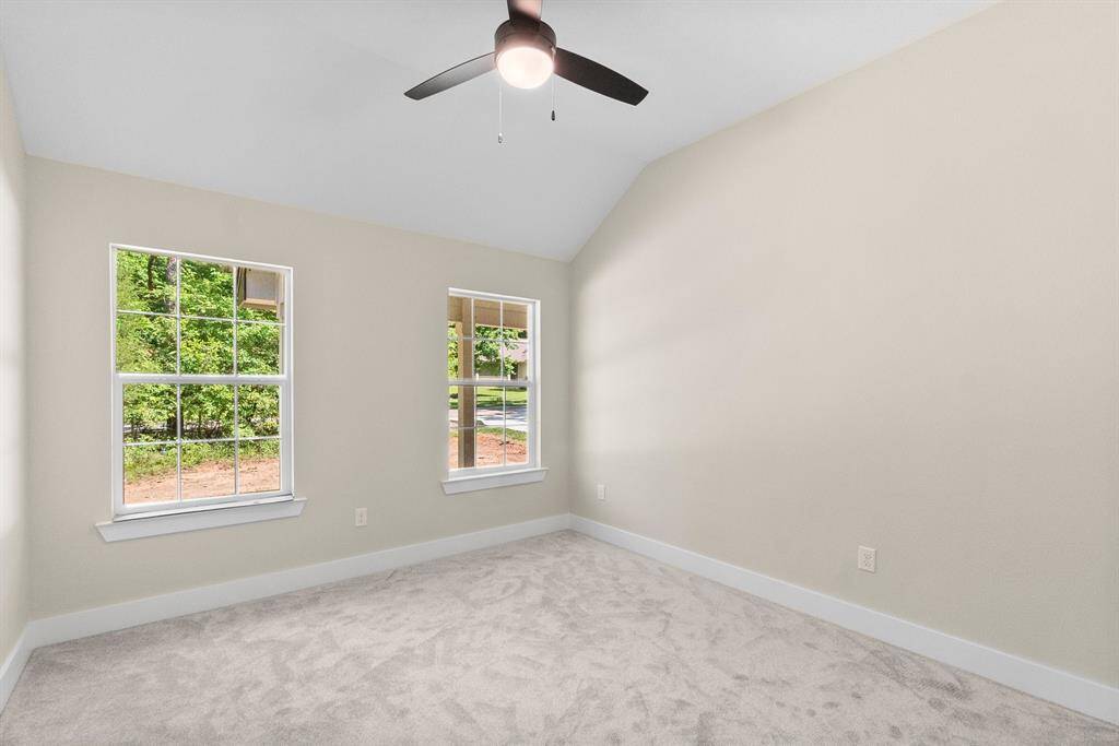 Spacious bedroom 3