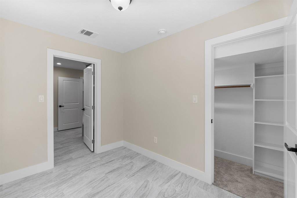 Office/Study or optional bedroom with closet.