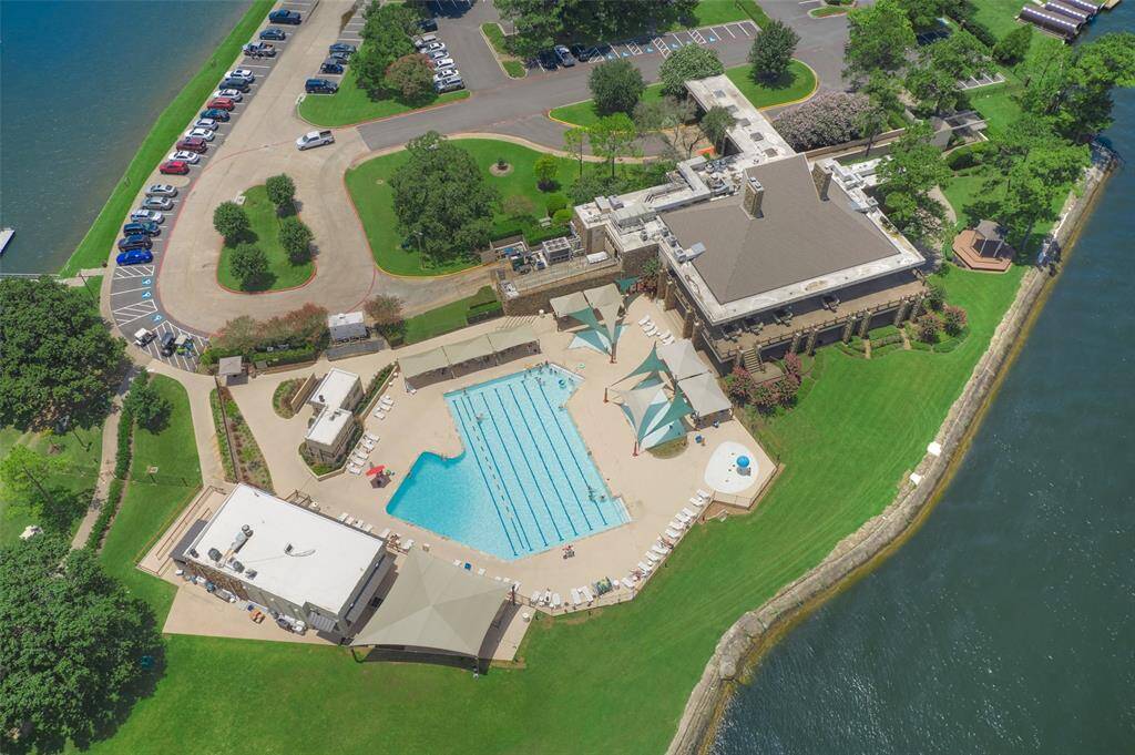 This is a closer look at Walden's community pool, Yacht Club and Breakwater Grille.