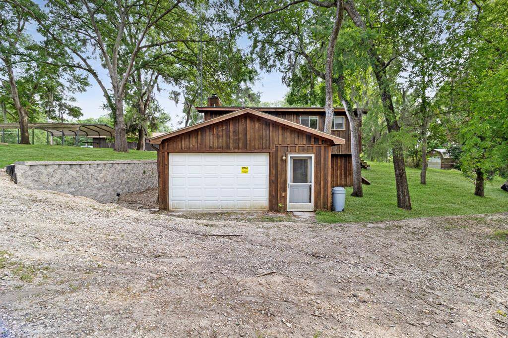 endless possibilities for the garage/wprkshop!