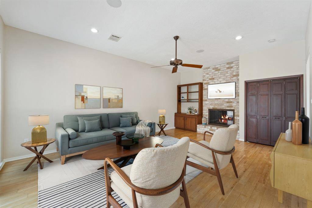 Living room - virtually staged