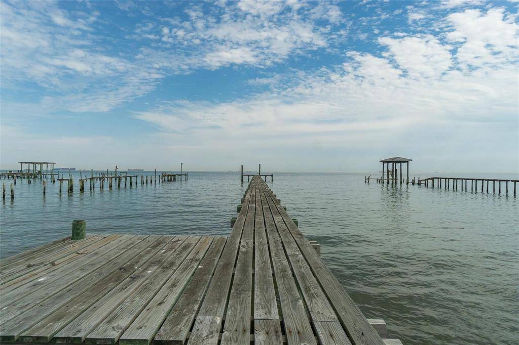 Pier
