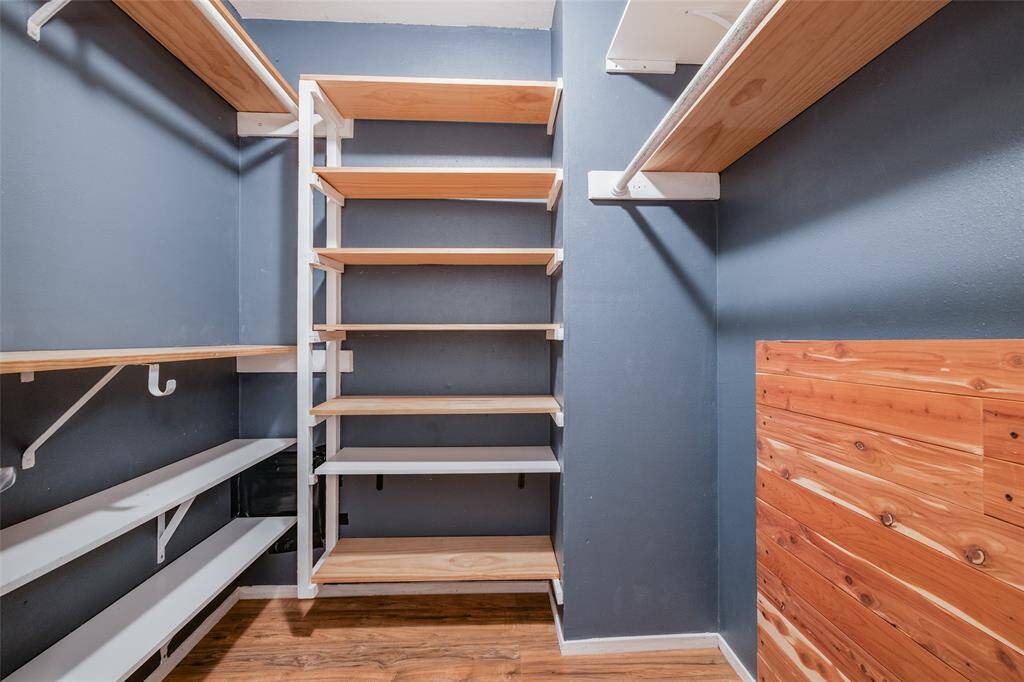 Primary Walk in closet