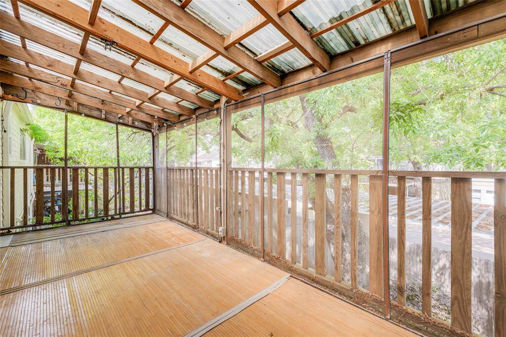 Covered outdoor deck