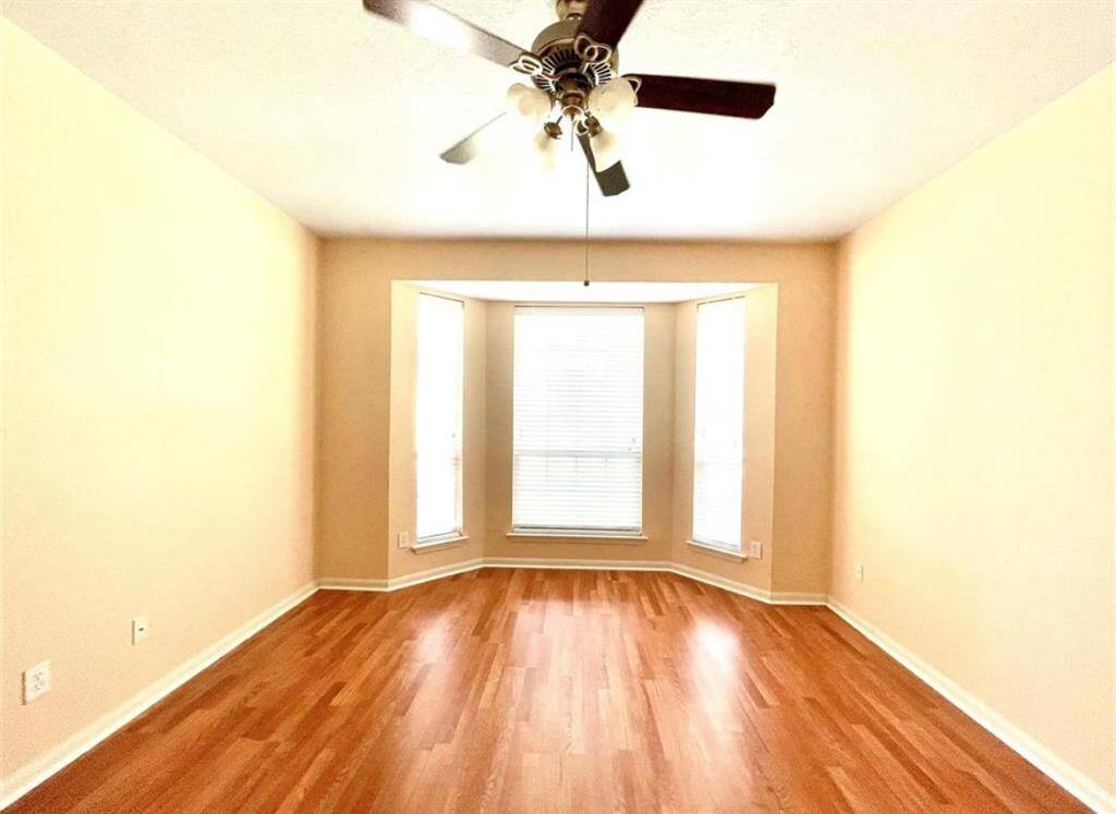 Secondary bedroom facing the front with bay window