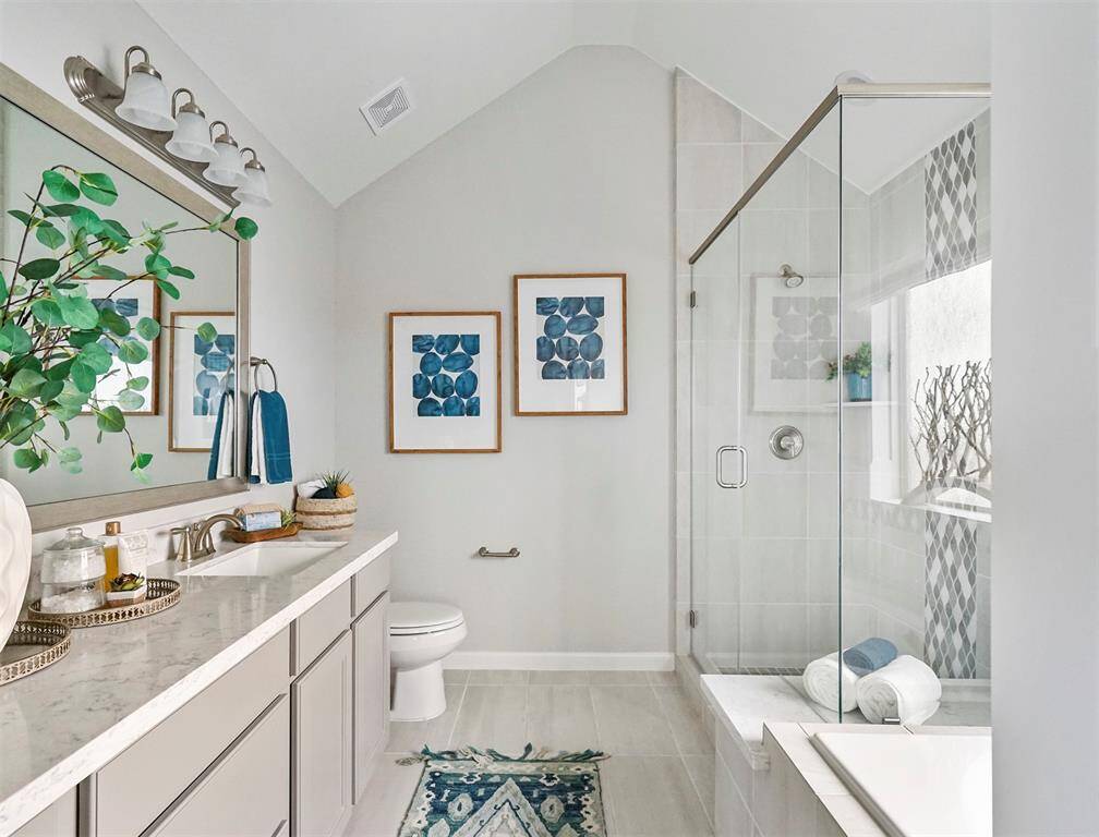 Luxurious primary bath (*Photo not of actual home and used for illustration purposes only.)