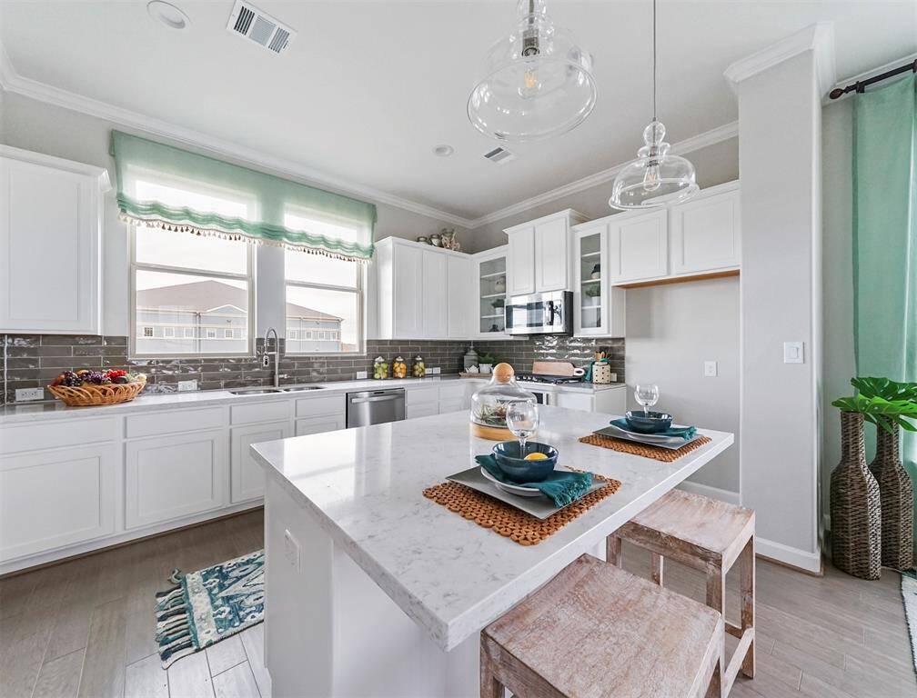 Lovely kitchen (*Photo not of actual home and used for illustration purposes only.)