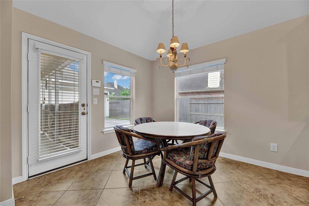 Breakfast area