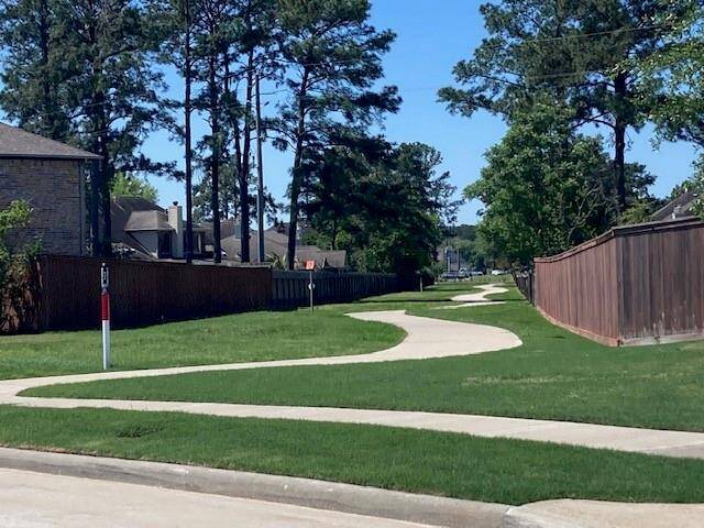 These new Harris County trails go on for miles!  Easy access to great walking/play areas.