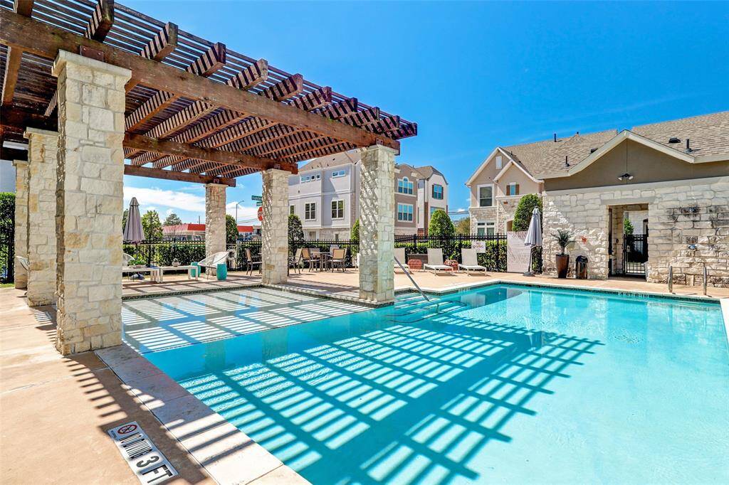 Near Spring Valley small gated community. Enjoy long lazy Saturday's lounging by the community pool. HOA fees include water/sewer, trash pick up, common grounds, gates & swimming pool.