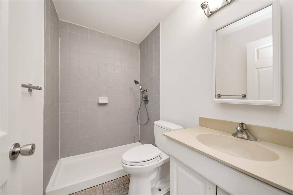 Secondary bathroom