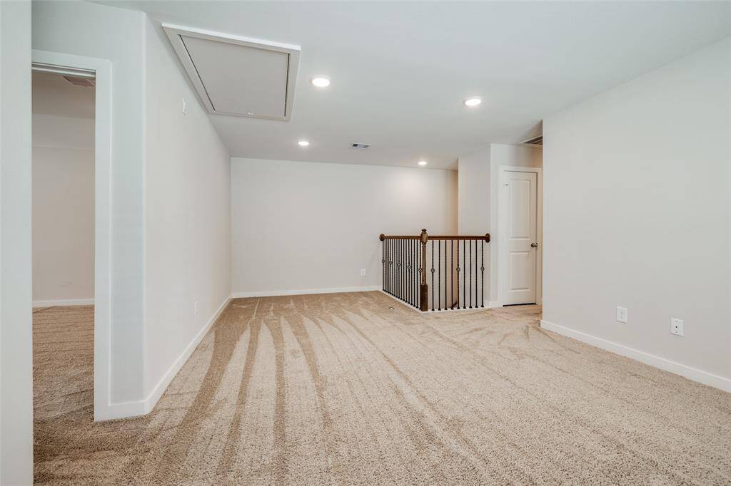 This space feels fresh and like new—it is adjacent to the primary bedroom.