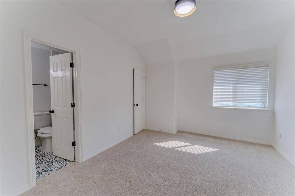 Upstairs bedroom #5