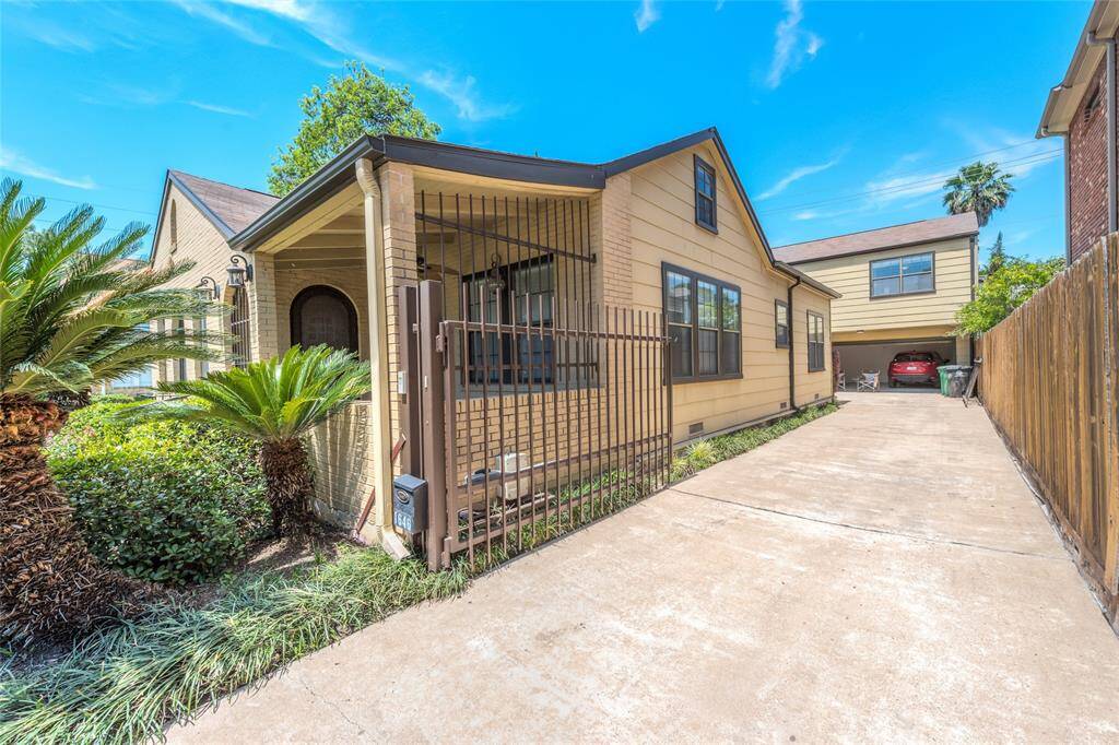 Garage apartment is located in the back