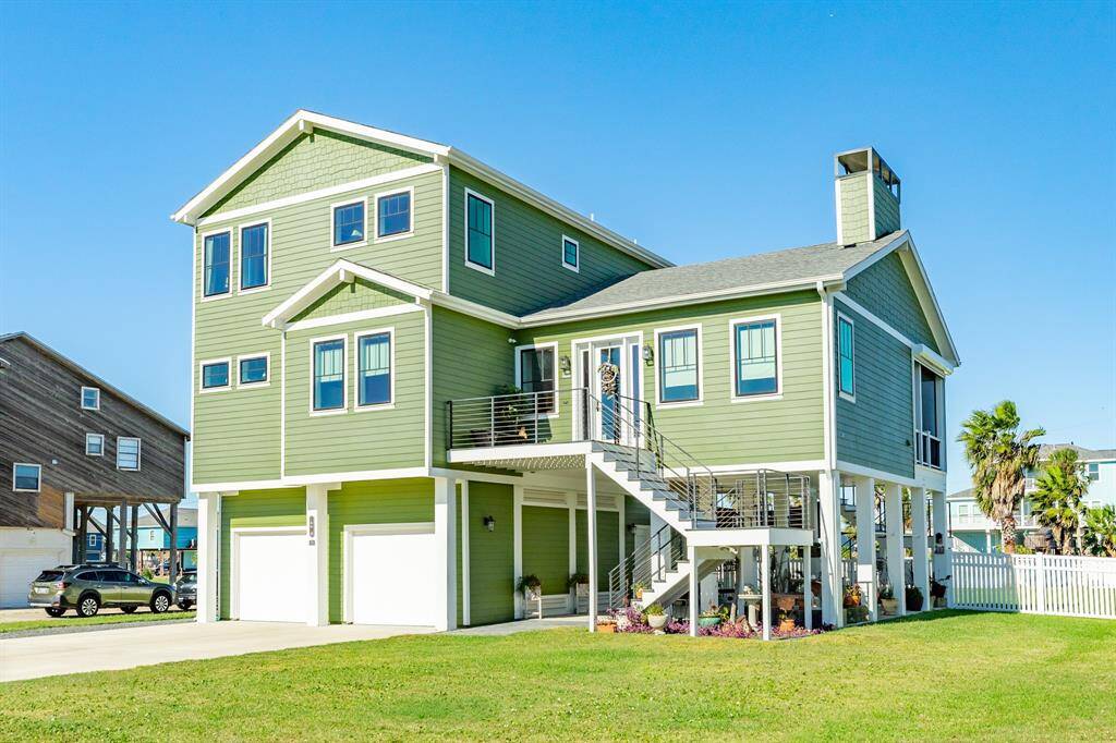 Welcome to PARADISE! 16610 Francis Drake Jamaica Beach TX 77554