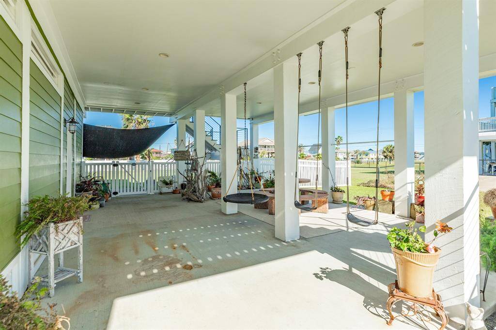 Wonderful space for entertaining your family and your friends