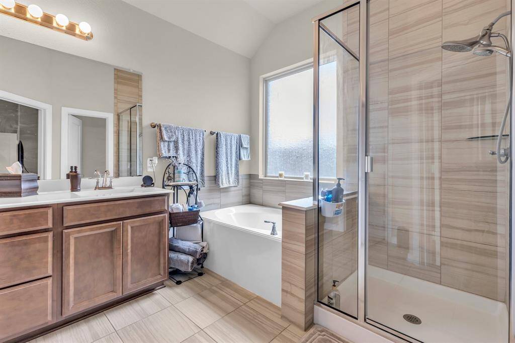If relaxation is important to you, this is the bathroom you need!