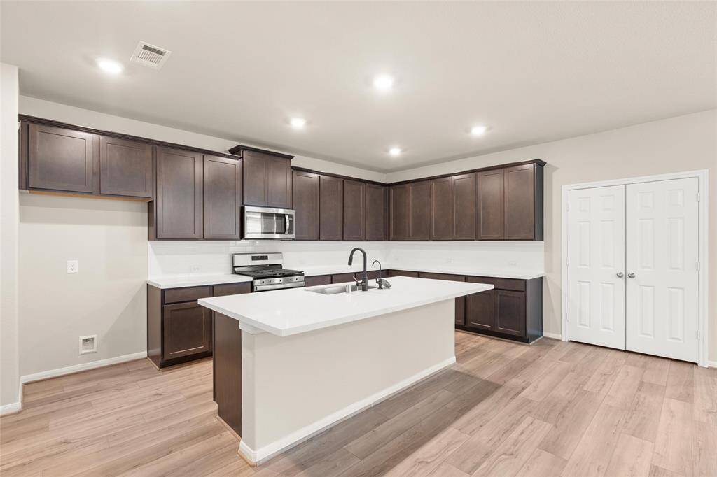 Note: Sample product photo. Actual exterior and interior selections may vary by homesite. Photo may be virtually staged