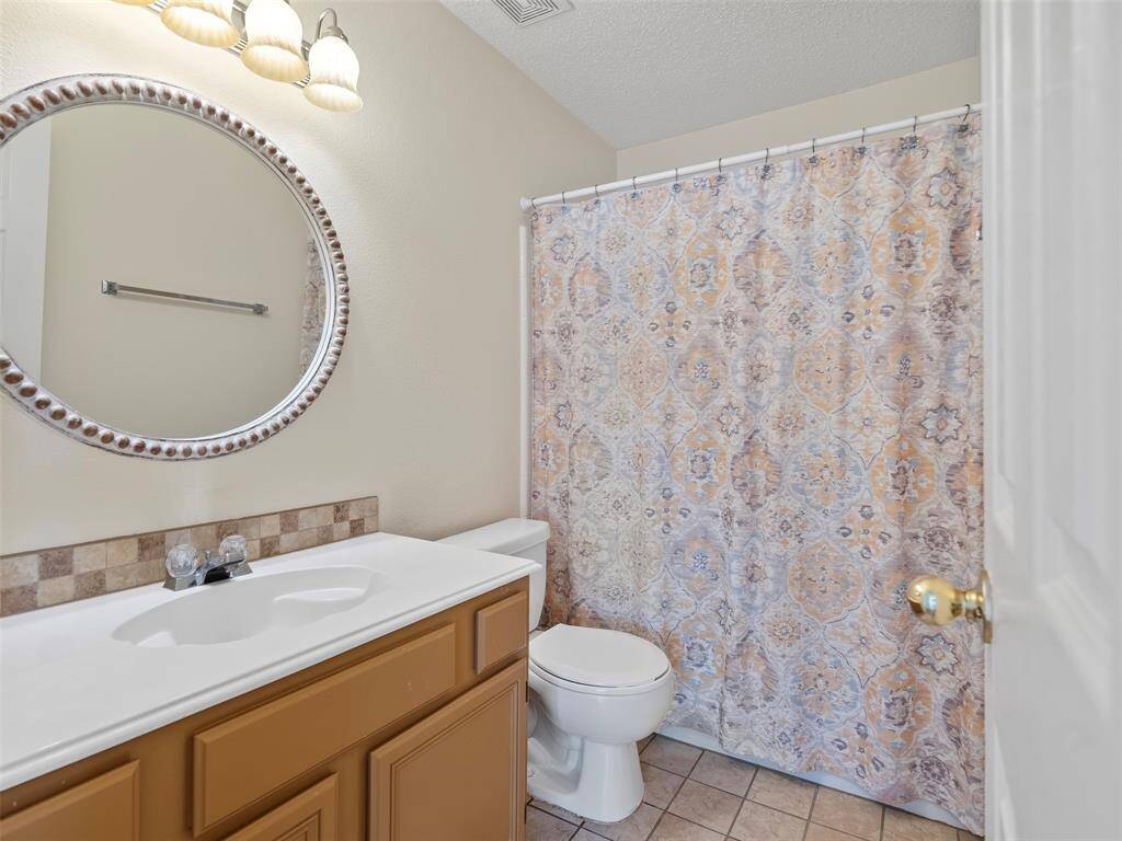 Secondary Bath