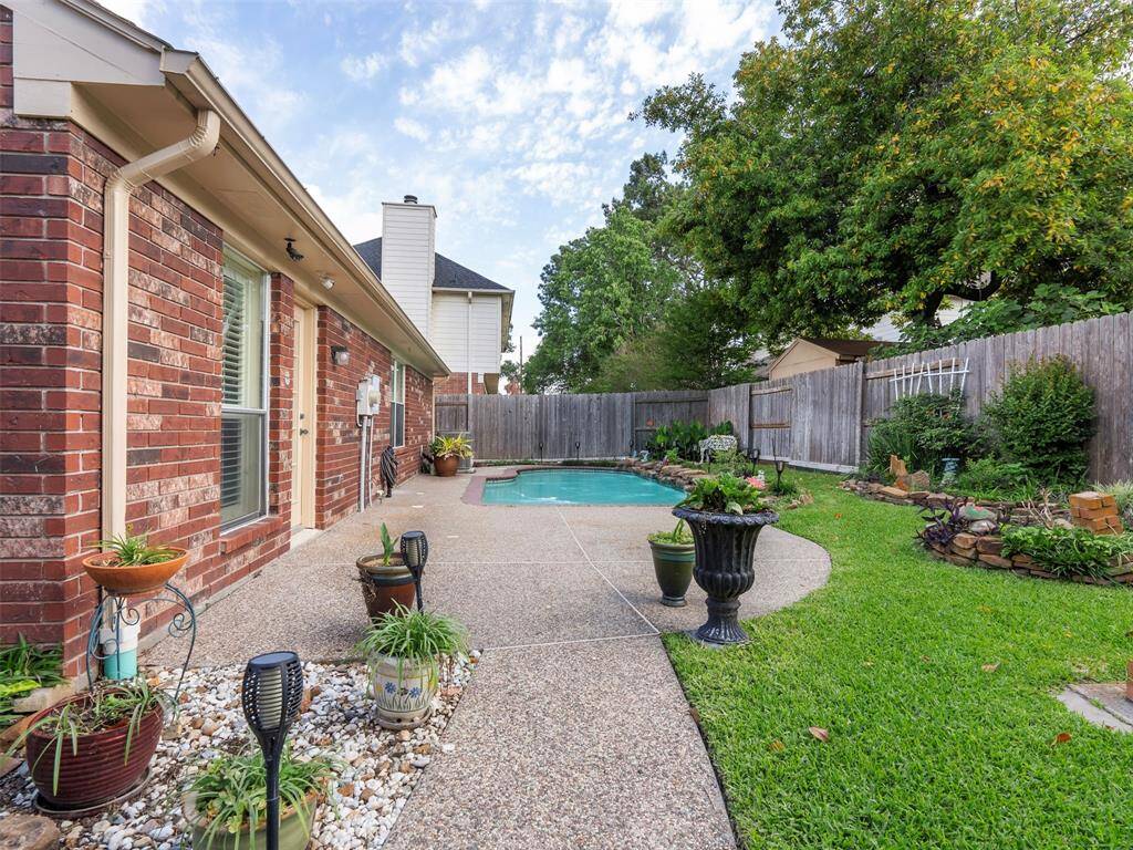 Bring your patio furniture and go for a swim!