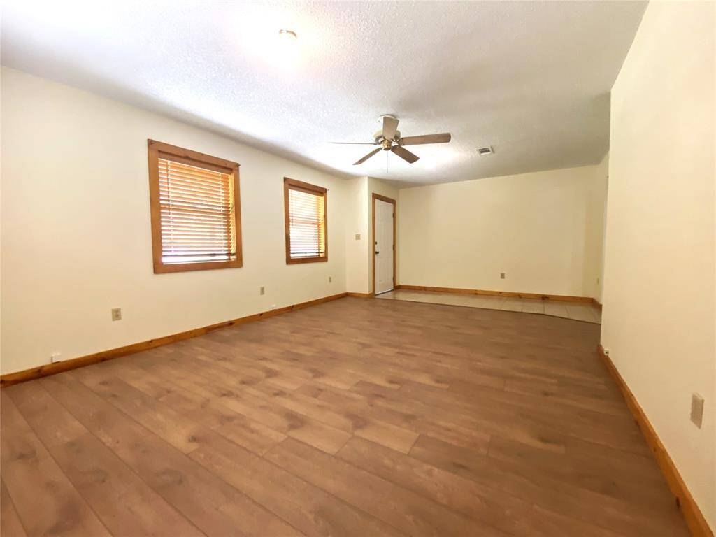 Another view of the large living room.