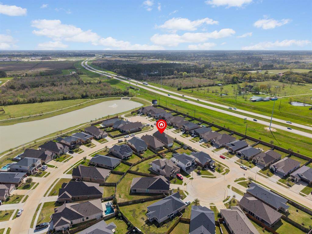 This home sits on a corner lot that is a 2 minute drive to the Amira Resort amenities. Sidewalks and trails offer a safe way to get around the community while enjoying the outdoors. Enjoy the convenience of 99 and the ability to get to your destination easily.
