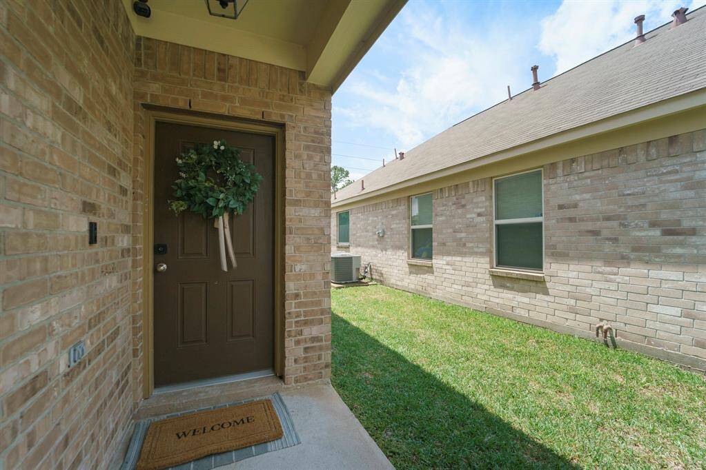 Welcome Home!Come on in!